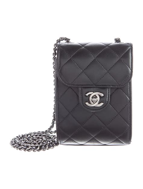 small black chanel crossbody